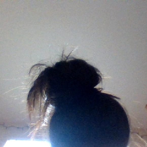 Meet your Posher, Roselyann - Picture 1 of 1